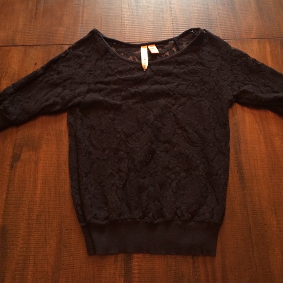 Three Quarter Sleeve Lace Top