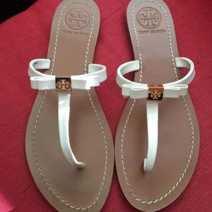 Tory Burch Authentic sandals