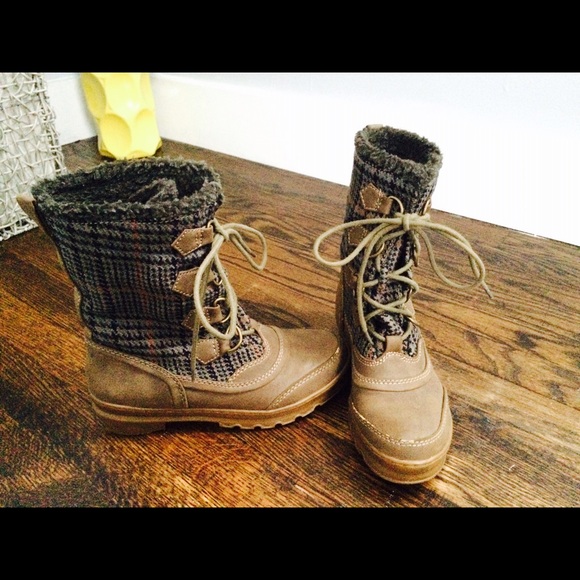 Nine West fur lined winter boots