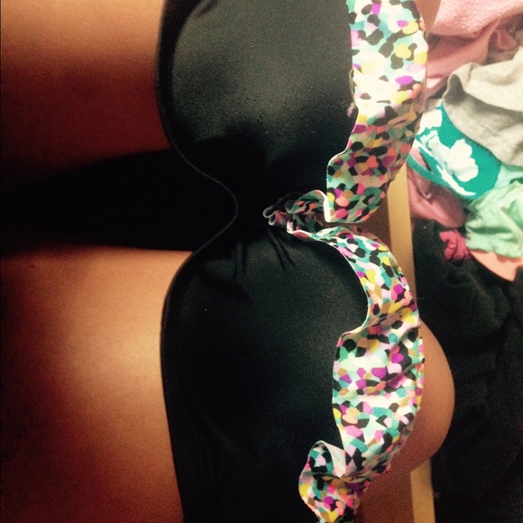 VS bathing suit top