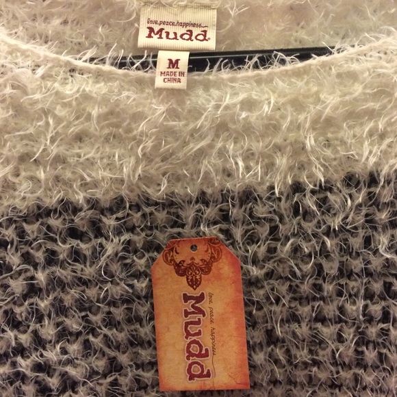 Mudd black and white striped sweater - Picture 3 of 3