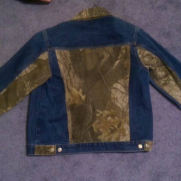 Realtree Jacket - Picture 2 of 2