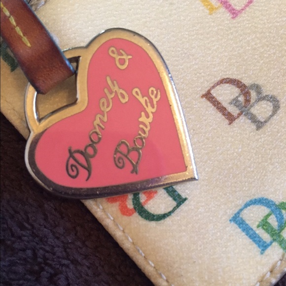 Dooney and Bourke coin bag