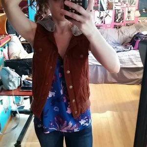 Vest & bralette trade