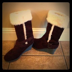 Boots with the FURRR!