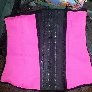 Ann chery waist trainer / clincher size 34