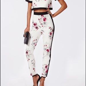 NWT Lila Floral Print Cigarette Trousers