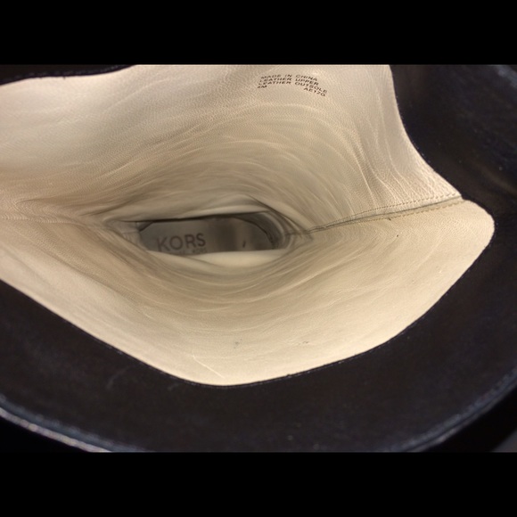 Michael Kors Aila Black Leather High Heel Boots 8 - Picture 2 of 4