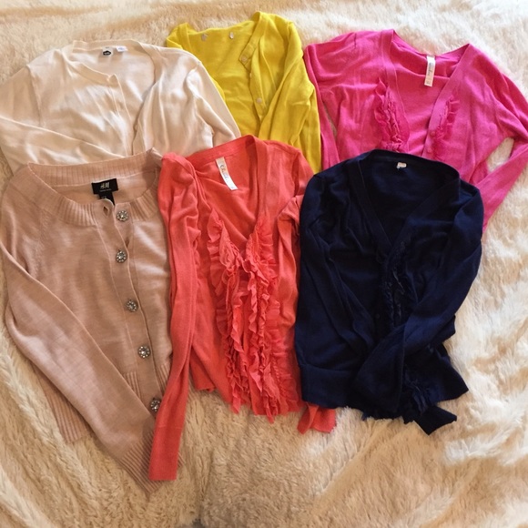 Bundle of 6 CHILDRENS cardigans
