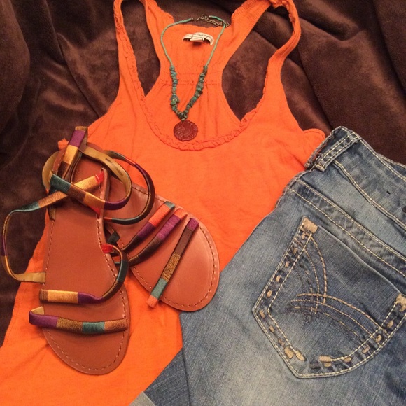 📌American eagle outfitters tank
