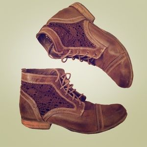Brown Lace Combat Boots