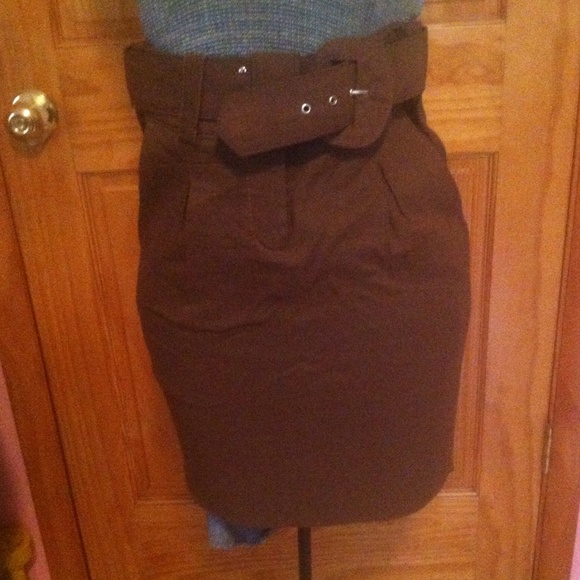 Brown bebe pencil skirt NWT