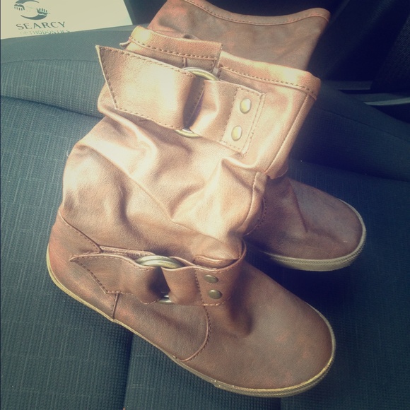 Brown boots