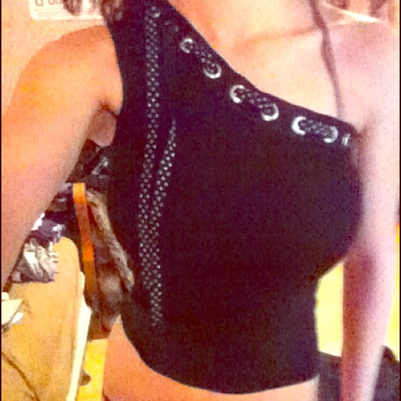 White house black market off the shoulder top