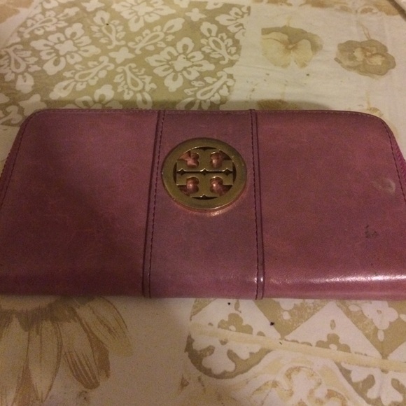 Tory burch wallet
