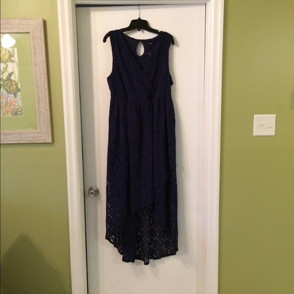 ❌sold❌NWT Torrid Navy lace wrap front dress size 0 - Picture 3 of 4