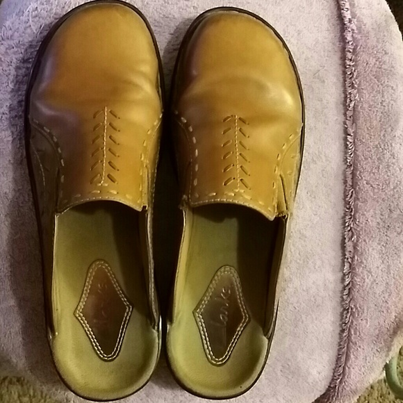 Brown Clark's