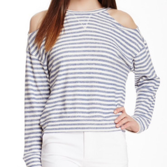 Bcbg eznei shoulder cutout  top