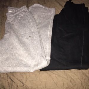 BUNDLE men's sweatpants and red Reebox shorts!