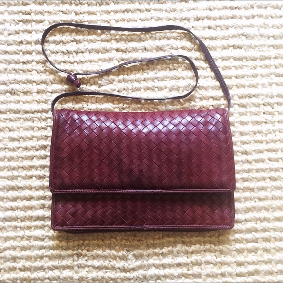 Bottega Veneta Handbags - Bottega Veneta vintage blown leather purse