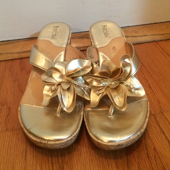Reduced!!! Gold sandals!!!