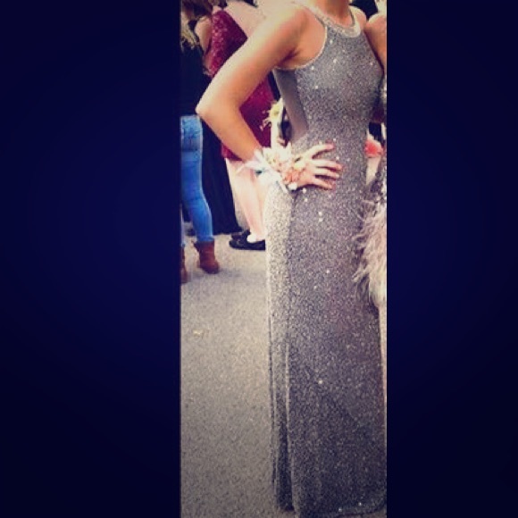 Prom Dress - Picture 1 of 3