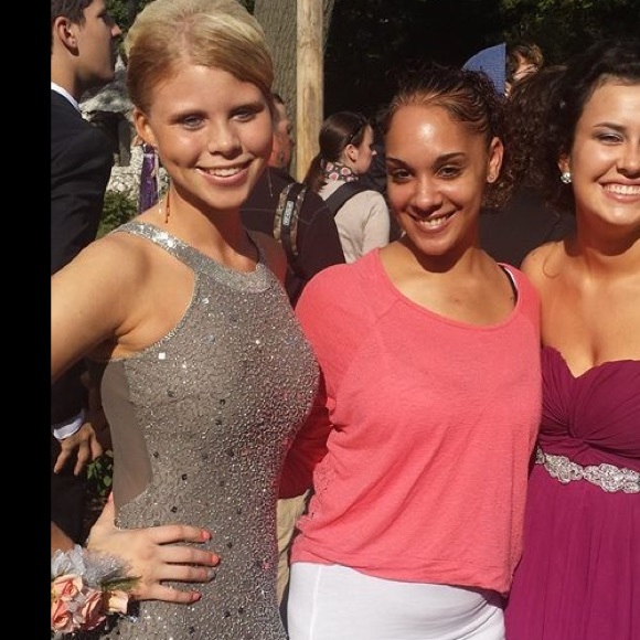 Prom Dress - Picture 3 of 3