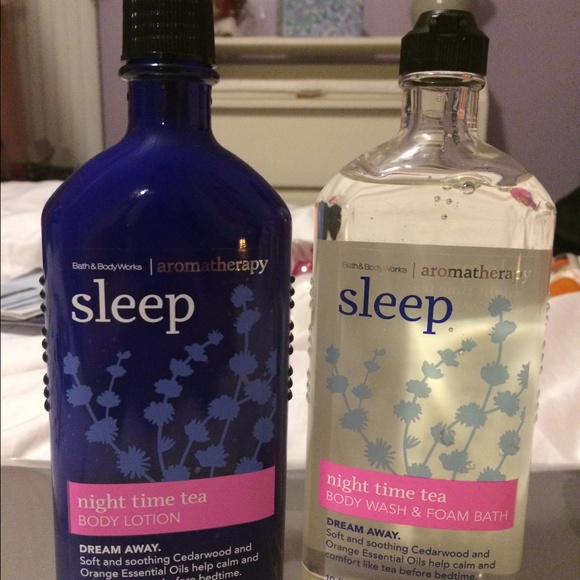 Bath & Body Works aromatherapy collection