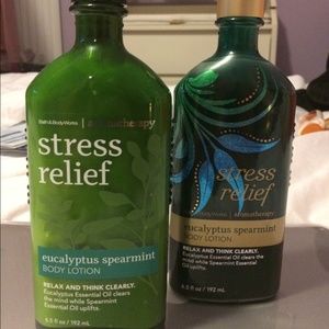 Bath & Body Works aromatherapy collection