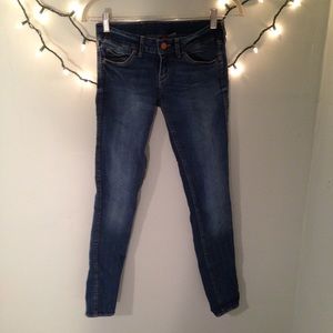 H&M stretchy blue low rise jeans