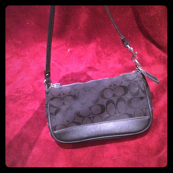 ❤️SMALL COACH PURSE❤️