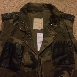 Sound & Matter camo leather accented studded vest