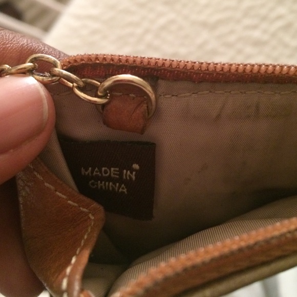 Coach pouch - Picture 2 of 2