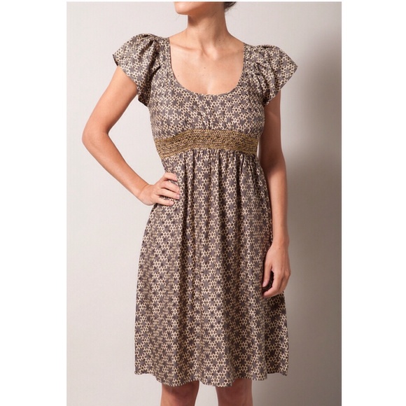 COREY LYNN CALTER 100% silk olive and cream dress