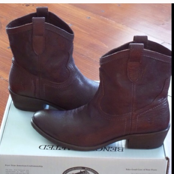 Frye Carson booties