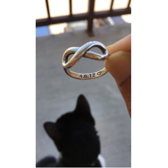 Meet your seller 😊💕 - Picture 2 of 4