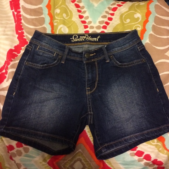 Old Navy Sweetheart Shorts 5" inseam