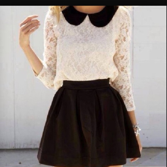 Forever 21 Peter Pan collar lace top