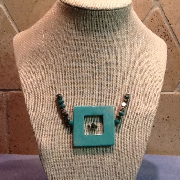 Turquoise 17" floating necklace