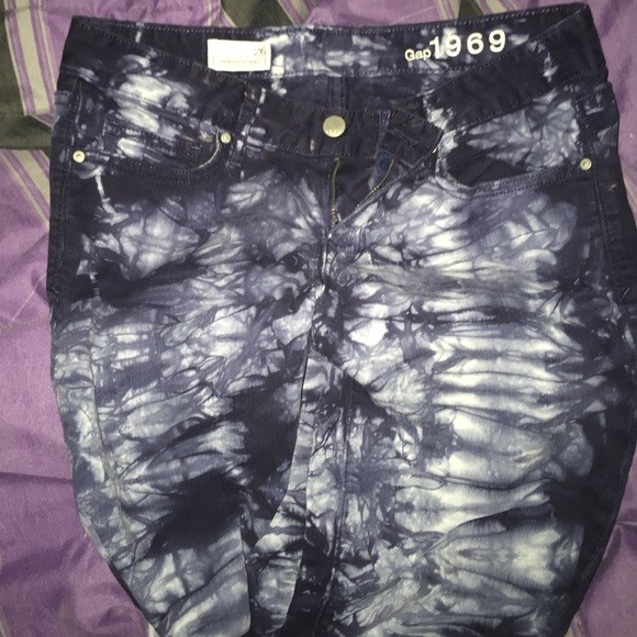 Too small - Picture 2 of 2