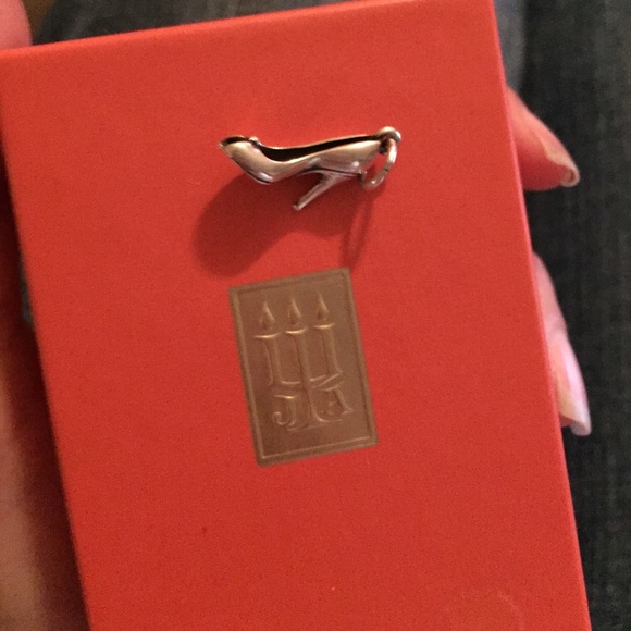 James Avery Charm 👠