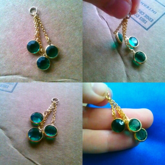 GLASS GEM DANGLE PENDANT