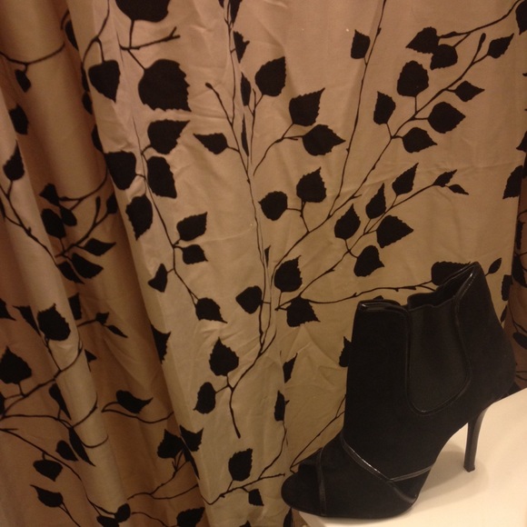 Steve Madden Booties - Picture 2 of 3