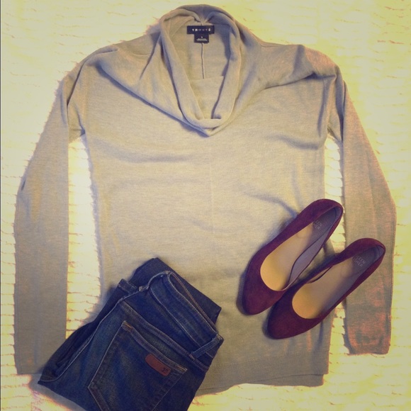 Trove Grey Sweater