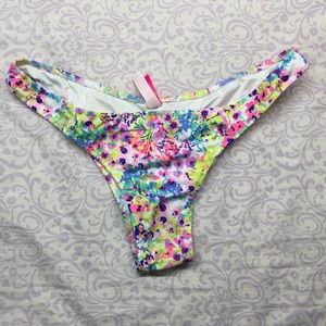 Victoria secret scrunch butt bikini