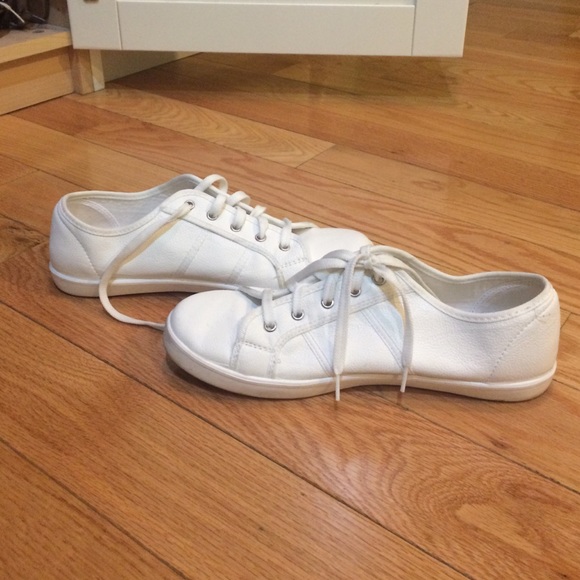 white leather topshop sneakers