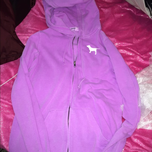Vs zip up.
