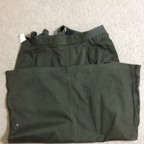Army green long skirt - Picture 4 of 4
