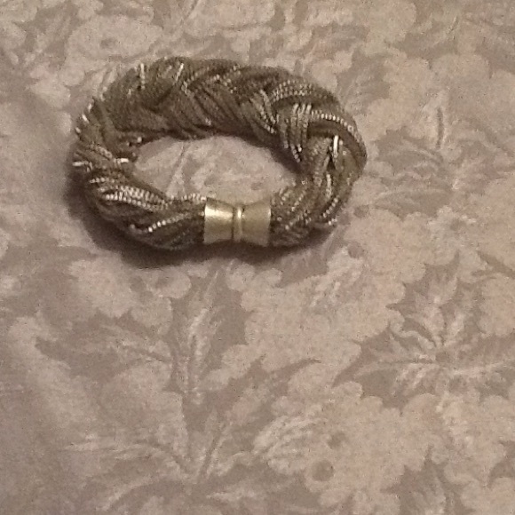 Silver magnetic bracelet