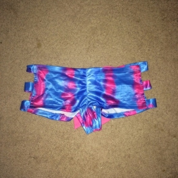 Rave shorts!
